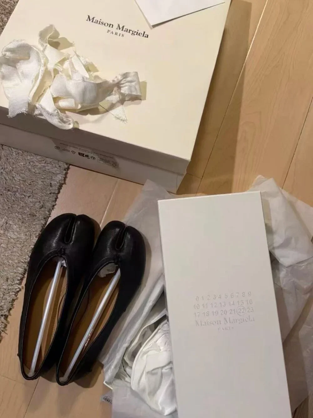 Maison Margiela Black Leather Tabi Split‑Toe Flats